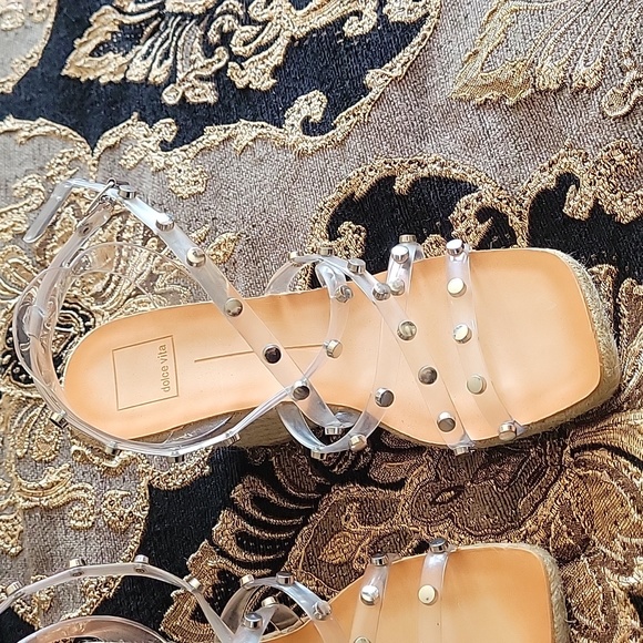 Dolce Vita new 8.5 studded wedge sandals. - Picture 4 of 7